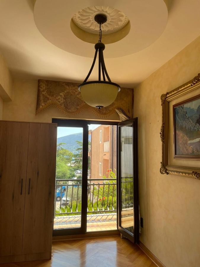 Apartmán Julija 1 Igalo Exteriér fotografie